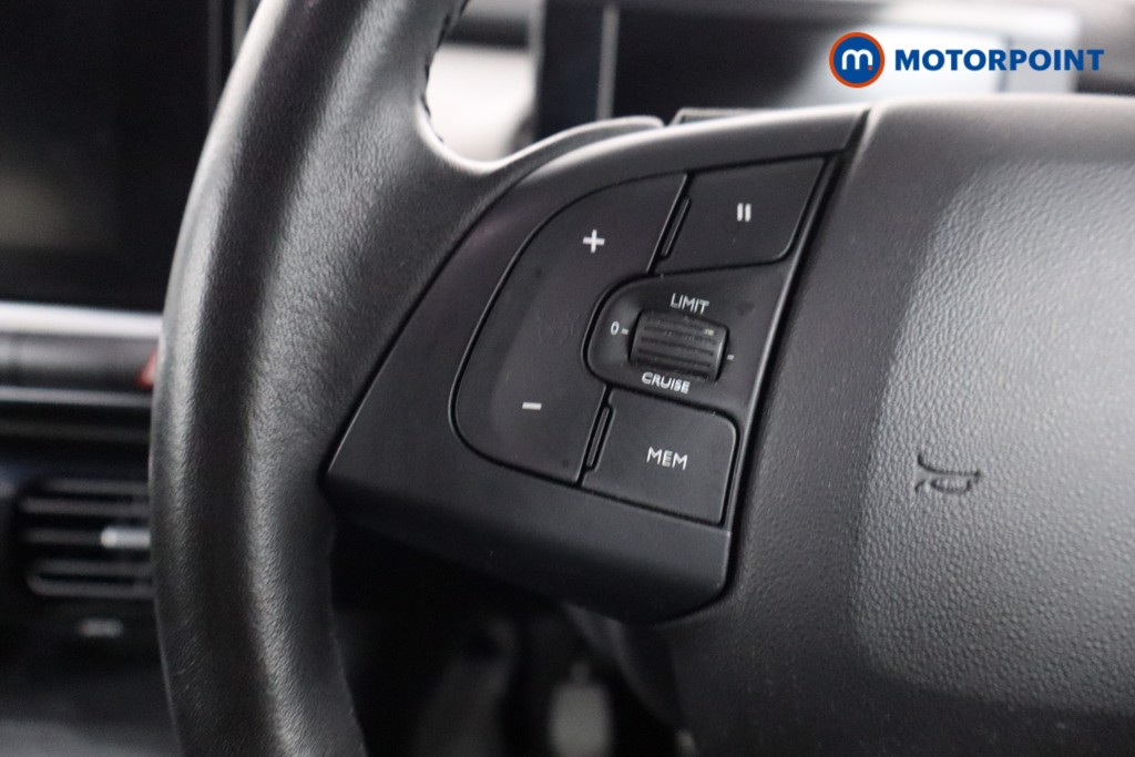 Citroen C4 Cactus Flair Manual Petrol SUV - Stock Number (1557225) - 7th supplementary image