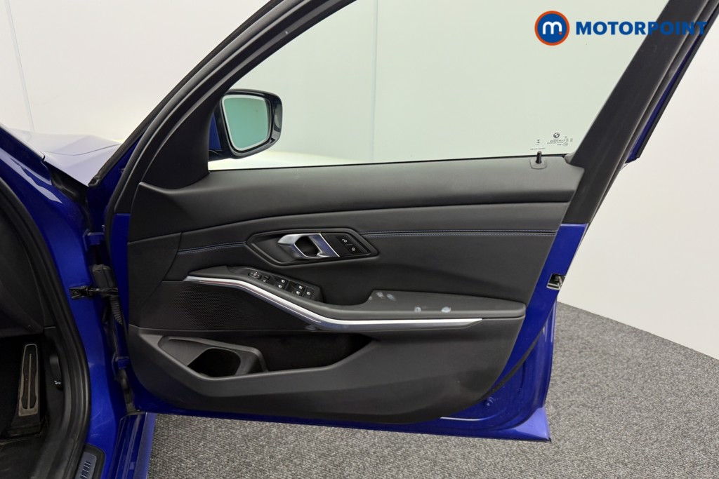 BMW 3 Series M Sport Automatic Petrol Saloon - Stock Number (1557678) - 16th supplementary image