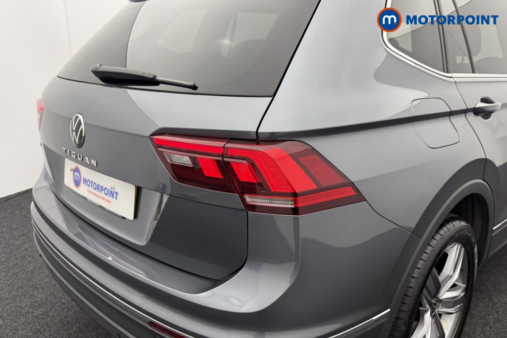 Volkswagen Tiguan Allspace Life Manual Petrol SUV - Stock Number (1557720) - 28th supplementary image
