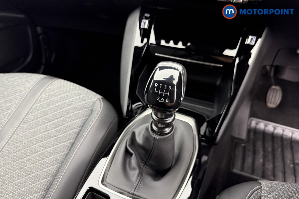 Peugeot 2008 Allure Manual Petrol SUV - Stock Number (1557730) - 10th supplementary image