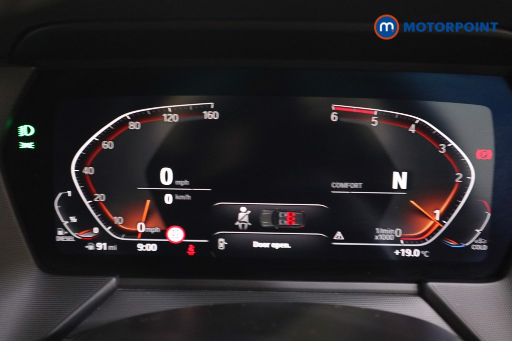 BMW 1 Series M Sport Manual Diesel Hatchback - Stock Number (1557990) - 4th supplementary image