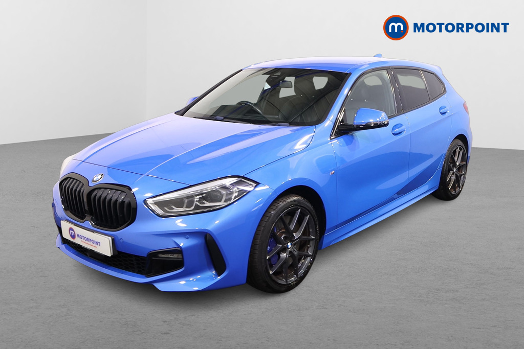 BMW 1 Series M Sport Manual Diesel Hatchback - Stock Number (1557990) - Passenger side front corner
