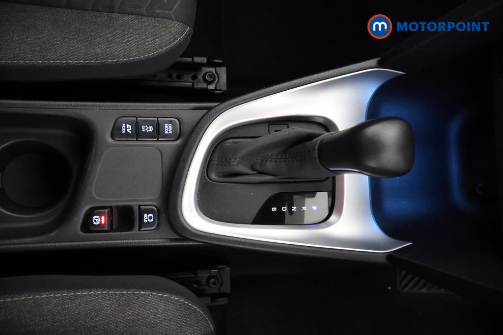 Toyota Yaris Cross Design Automatic Petrol-Electric Hybrid Estate - Stock Number (1558088) - 7th supplementary image
