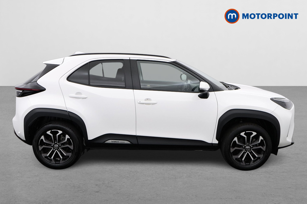 Toyota Yaris Cross Design Automatic Petrol-Electric Hybrid Estate - Stock Number (1558088) - Drivers side