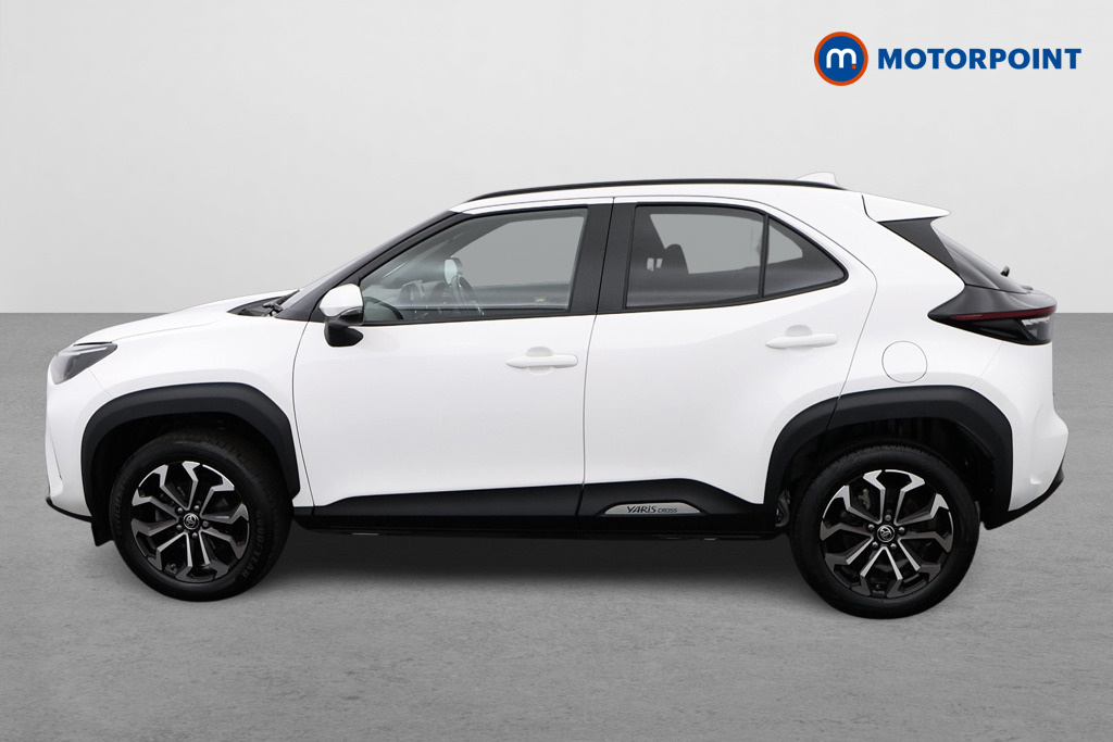 Toyota Yaris Cross Design Automatic Petrol-Electric Hybrid Estate - Stock Number (1558088) - Passenger side