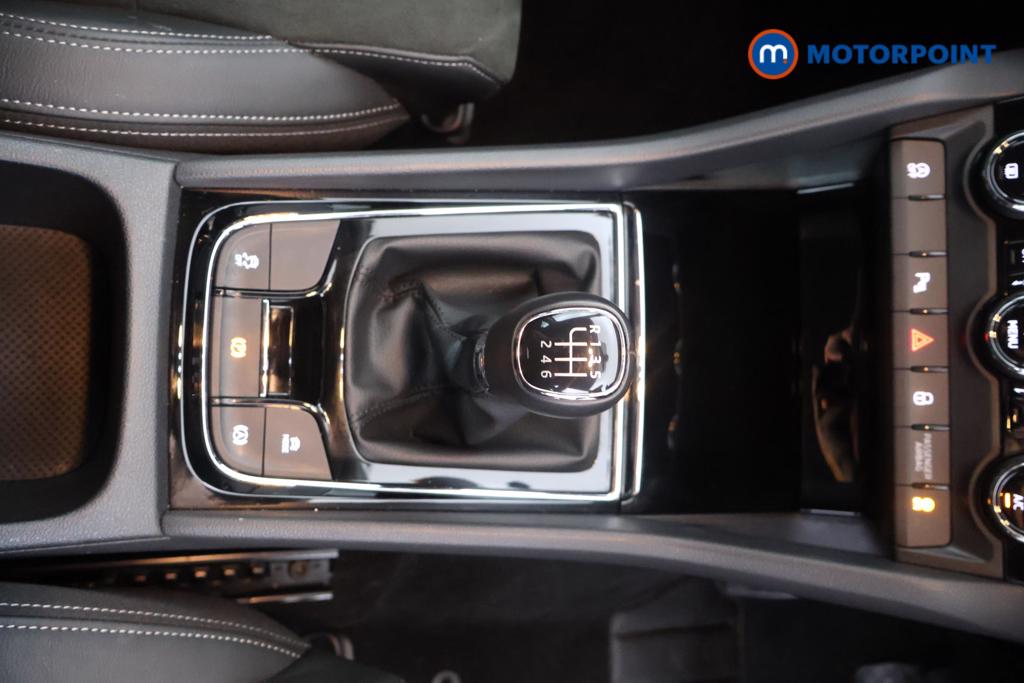 Skoda Karoq Se L Manual Petrol SUV - Stock Number (1503769) - 5th supplementary image