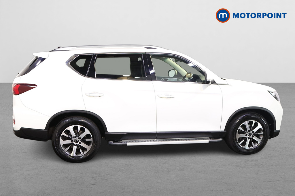Ssangyong Rexton Ultimate Automatic Diesel SUV - Stock Number (1540326) - Drivers side