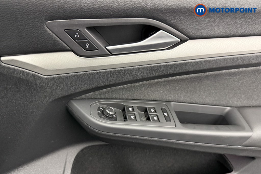 Volkswagen Golf Life Manual Petrol Hatchback - Stock Number (1541873) - 16th supplementary image