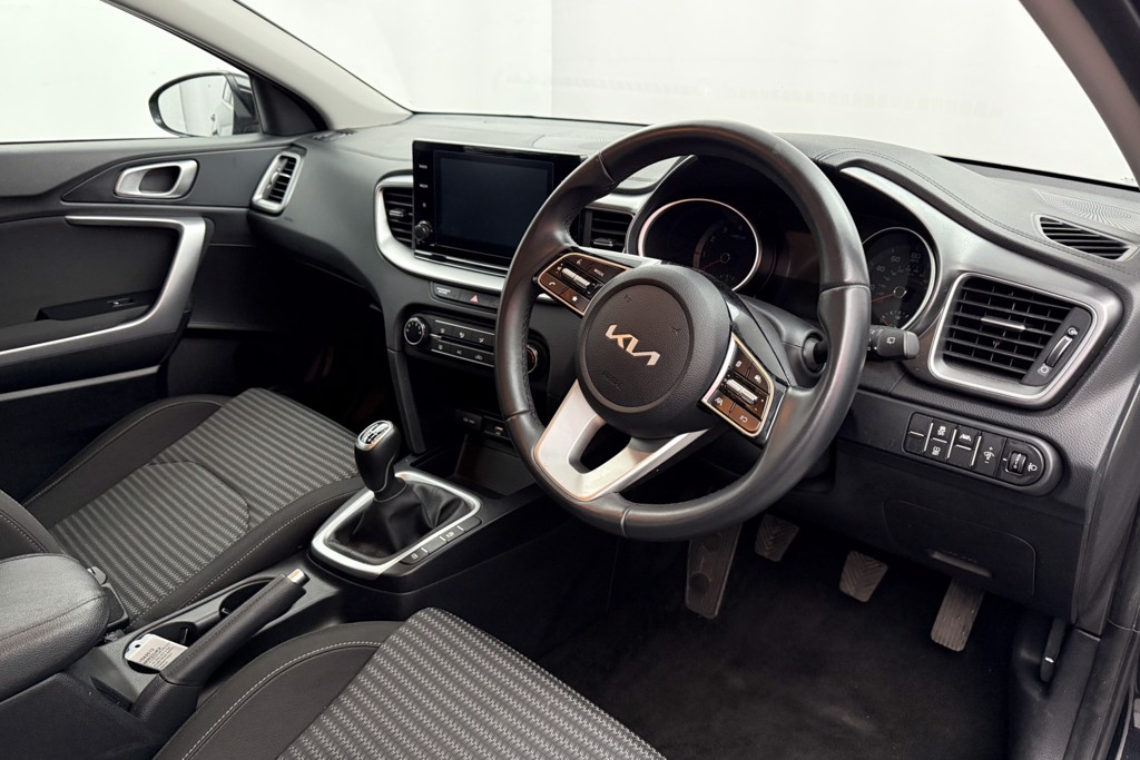 KIA Ceed 2 Manual Petrol Estate - Stock Number (1542012) - 1st supplementary image