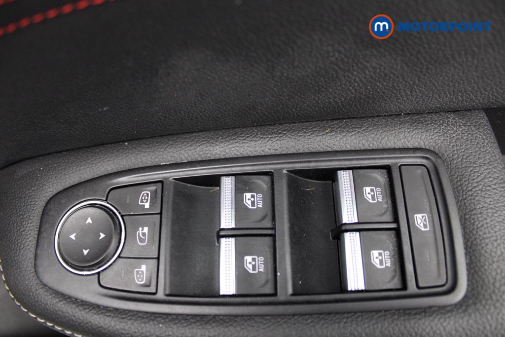 Renault Arkana R.S. Line Automatic Petrol-Electric Hybrid SUV - Stock Number (1542076) - 21st supplementary image
