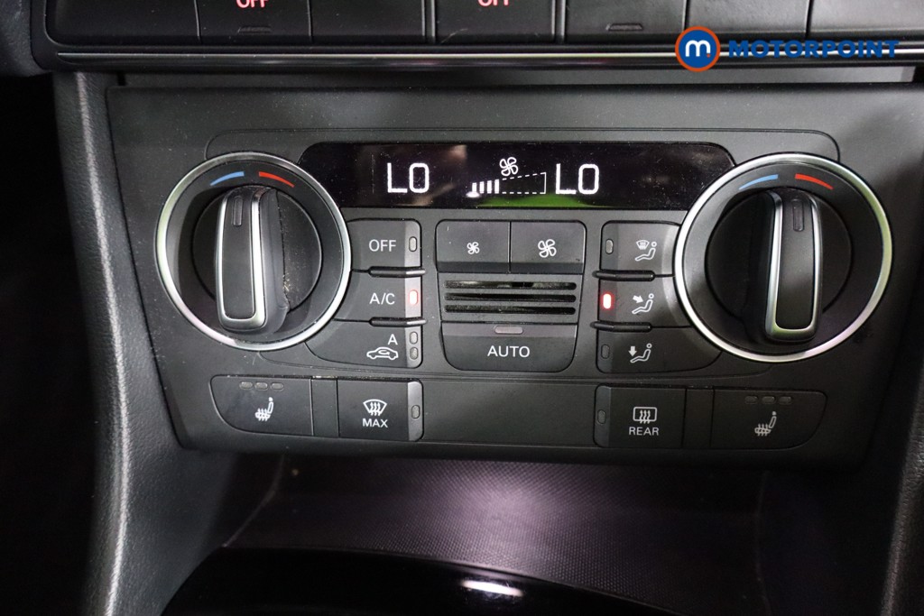 Audi Q3 Black Edition Automatic Petrol SUV - Stock Number (1542598) - 8th supplementary image