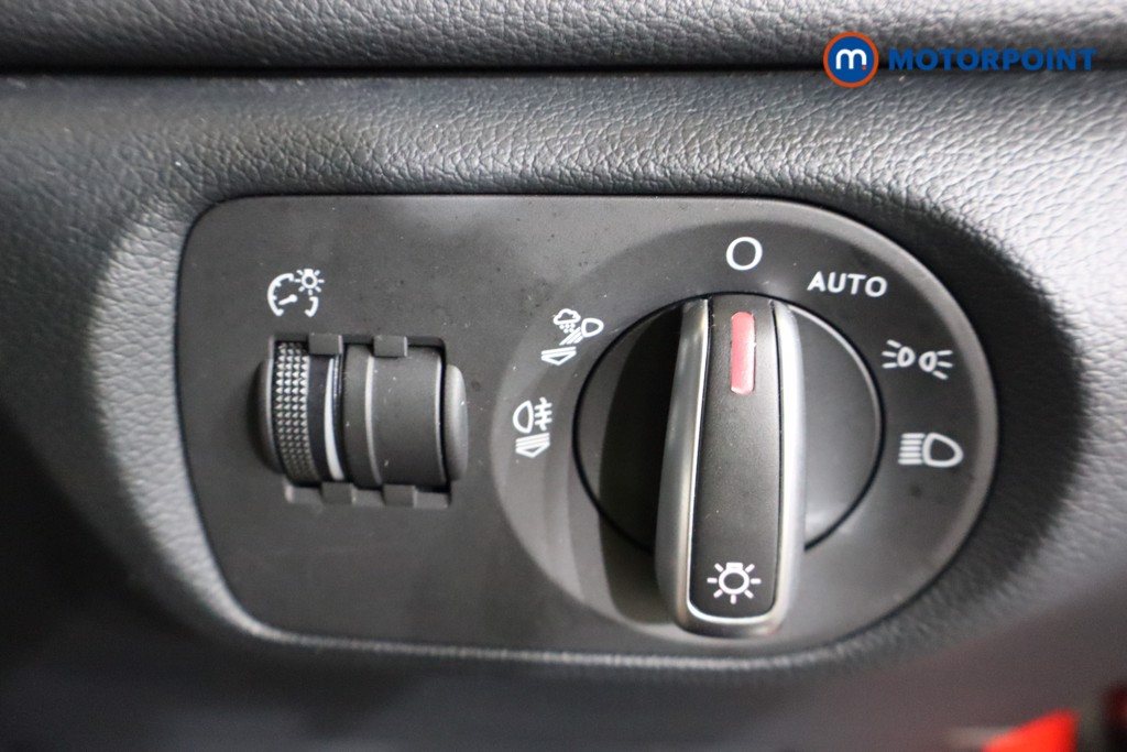 Audi Q3 Black Edition Automatic Petrol SUV - Stock Number (1542598) - 14th supplementary image