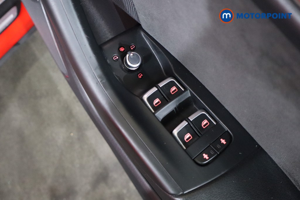 Audi Q3 Black Edition Automatic Petrol SUV - Stock Number (1542598) - 15th supplementary image