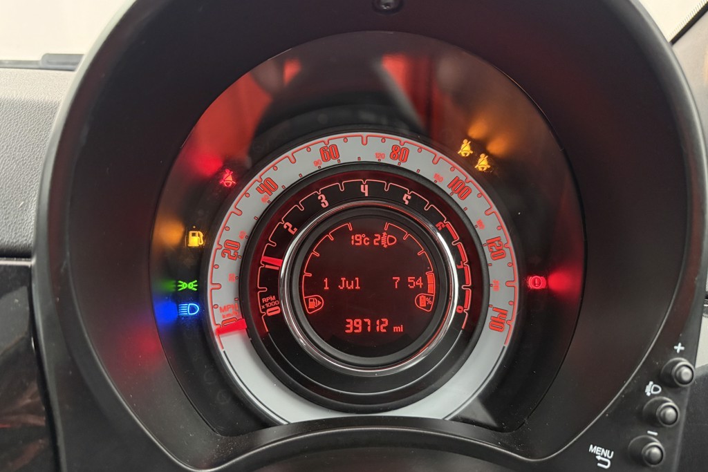 Fiat 500 Dolcevita Manual Petrol-Electric Hybrid Hatchback - Stock Number (1543093) - 5th supplementary image