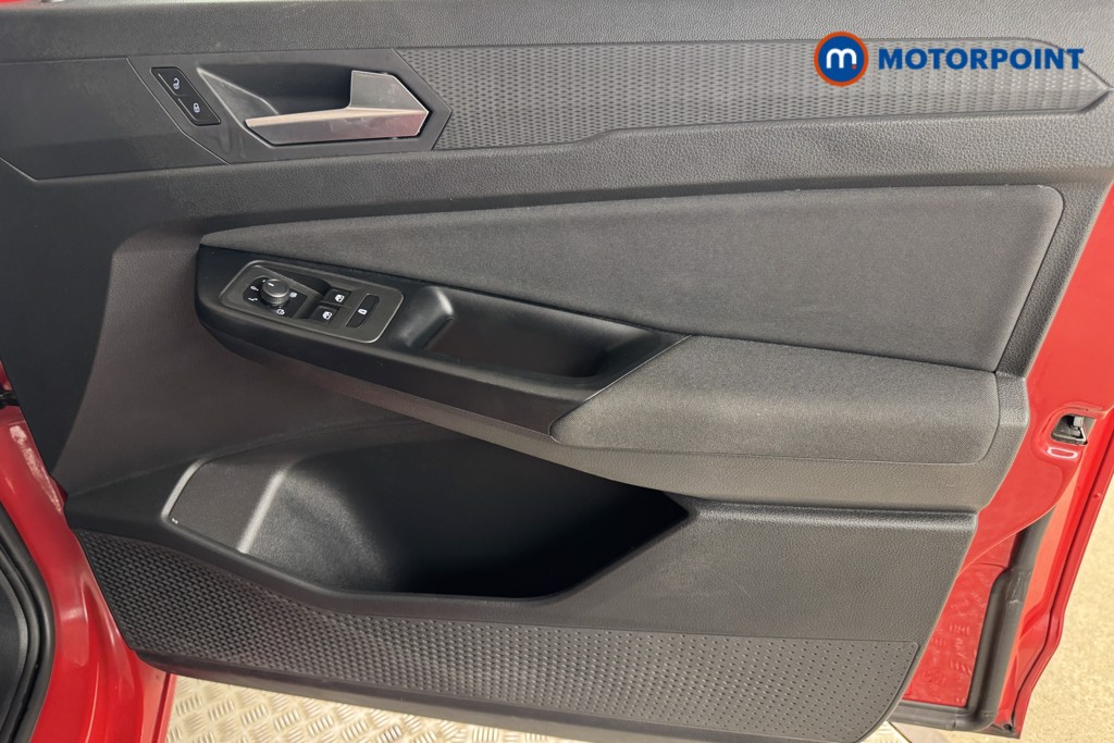 Ford Tourneo Connect Titanium Automatic Diesel People Carrier - Stock Number (1547135) - 15th supplementary image