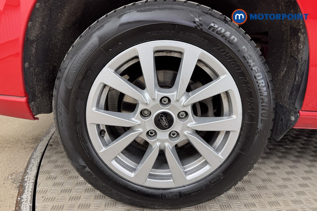 Ford Tourneo Connect Titanium Automatic Diesel People Carrier - Stock Number (1547135) - 21st supplementary image