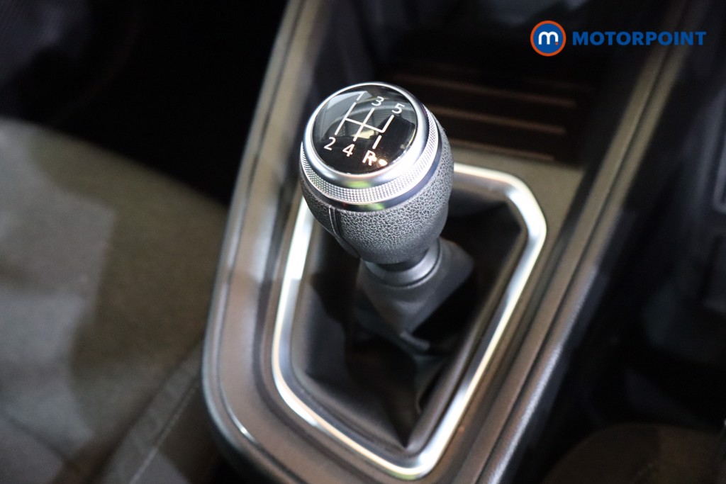 Renault Clio Play Manual Petrol Hatchback - Stock Number (1550427) - 6th supplementary image