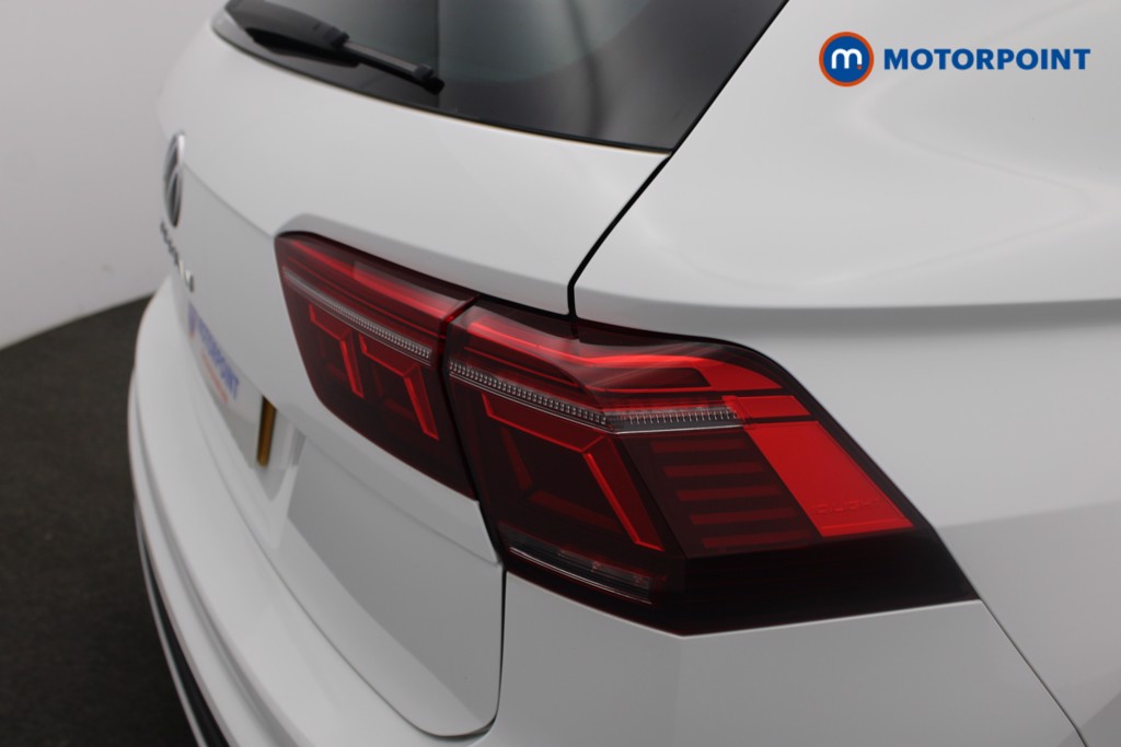 Volkswagen Tiguan Elegance Automatic Petrol SUV - Stock Number (1551896) - 23rd supplementary image
