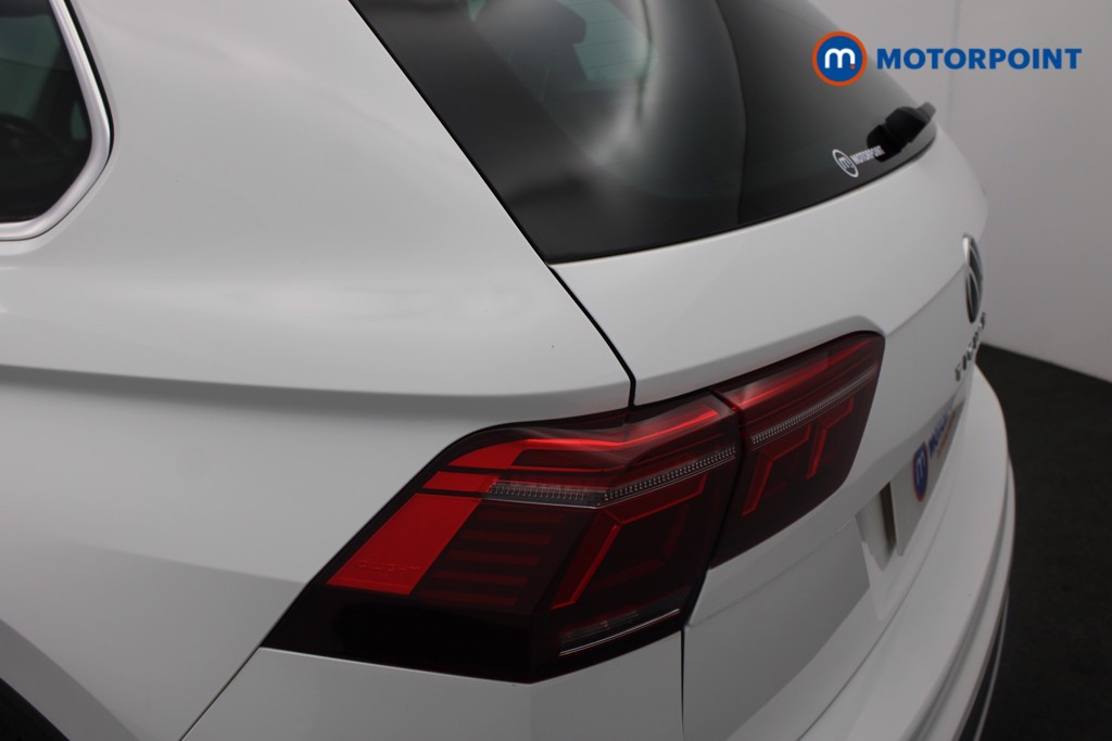 Volkswagen Tiguan Elegance Automatic Petrol SUV - Stock Number (1551896) - 25th supplementary image