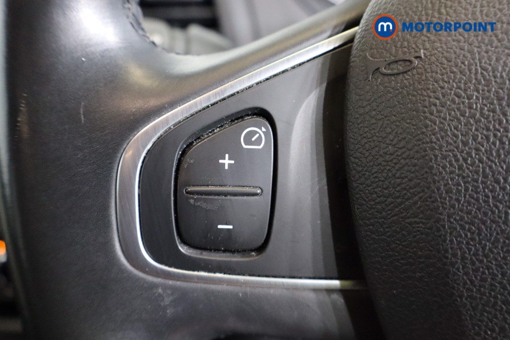 Renault Captur Gt Line Manual Petrol SUV - Stock Number (1552112) - 9th supplementary image