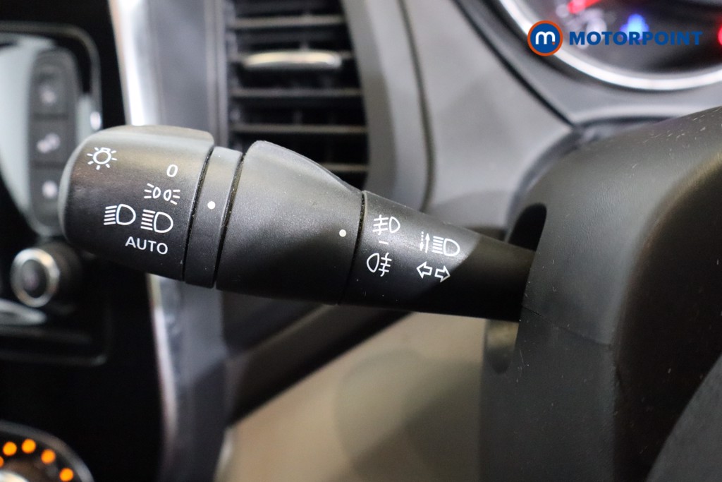 Renault Captur Gt Line Manual Petrol SUV - Stock Number (1552112) - 11th supplementary image