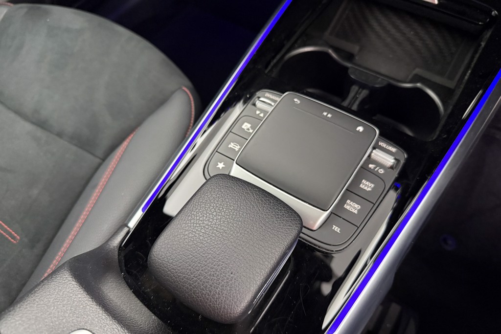 Mercedes-Benz EQB Amg Line Automatic Electric SUV - Stock Number (1552243) - 18th supplementary image