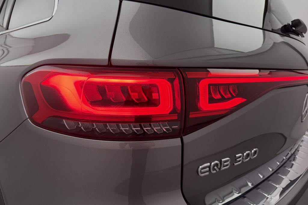 Mercedes-Benz EQB Amg Line Automatic Electric SUV - Stock Number (1552243) - 37th supplementary image