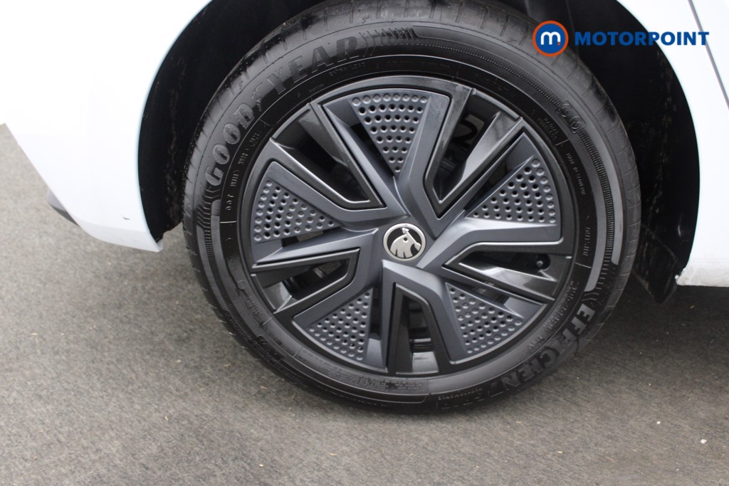 Skoda Fabia Colour Edition Manual Petrol Hatchback - Stock Number (1552337) - 19th supplementary image