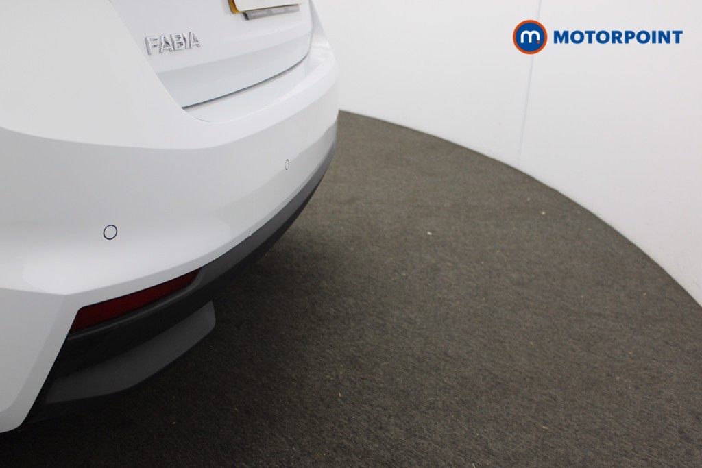 Skoda Fabia Colour Edition Manual Petrol Hatchback - Stock Number (1552337) - 26th supplementary image