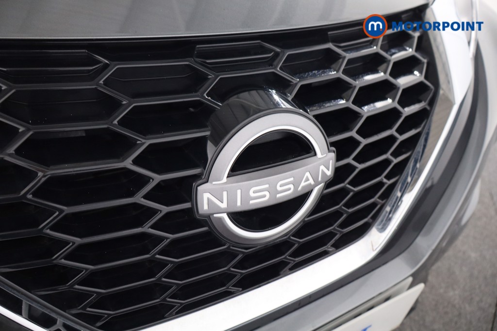 Nissan Juke N-Connecta Automatic Petrol SUV - Stock Number (1553087) - 23rd supplementary image