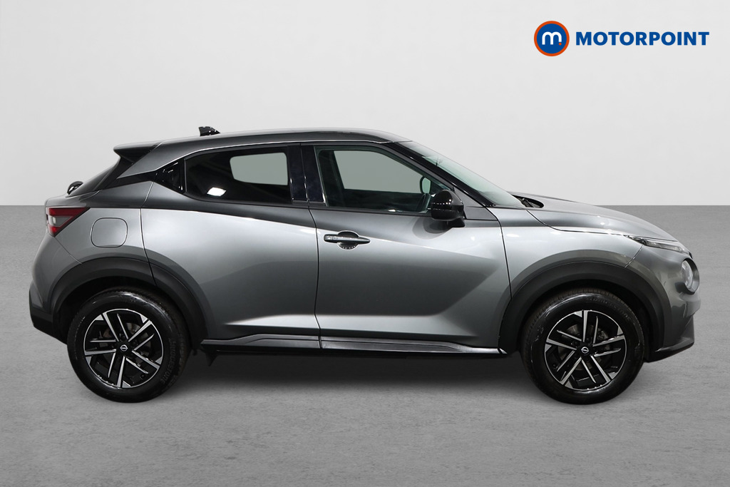 Nissan Juke N-Connecta Automatic Petrol SUV - Stock Number (1553087) - Drivers side