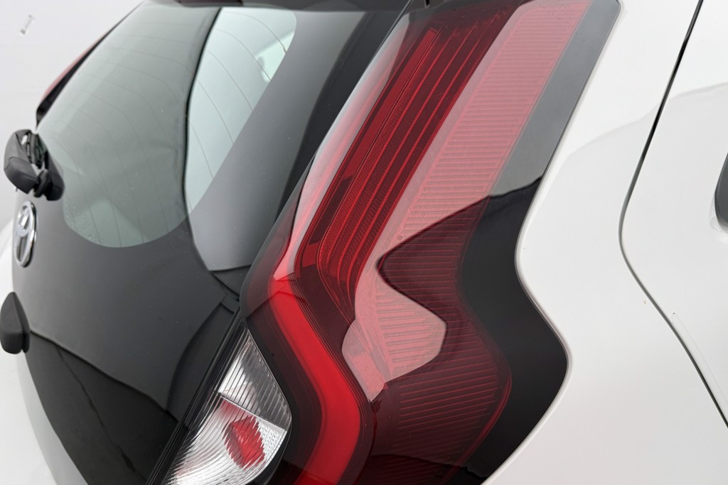 Toyota Aygo X Pure Manual Petrol Hatchback - Stock Number (1553354) - 20th supplementary image