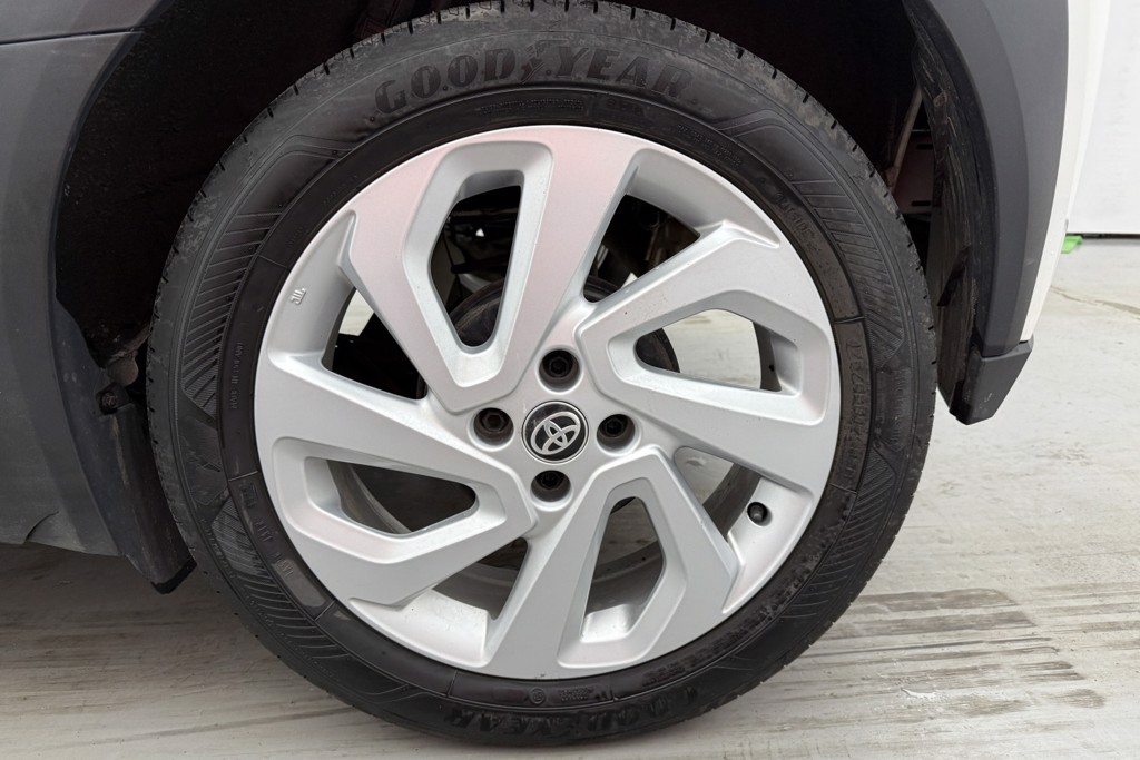 Toyota Aygo X Pure Manual Petrol Hatchback - Stock Number (1553354) - 23rd supplementary image