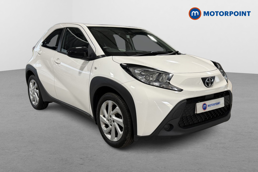 Toyota Aygo X Pure Manual Petrol Hatchback - Stock Number (1553354) - Drivers side front corner