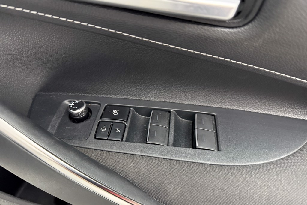 Toyota Corolla Icon Automatic Petrol-Electric Hybrid Estate - Stock Number (1553362) - 18th supplementary image