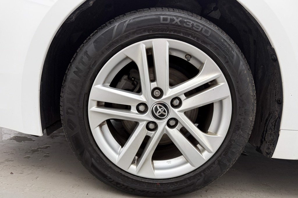 Toyota Corolla Icon Automatic Petrol-Electric Hybrid Estate - Stock Number (1553362) - 32nd supplementary image