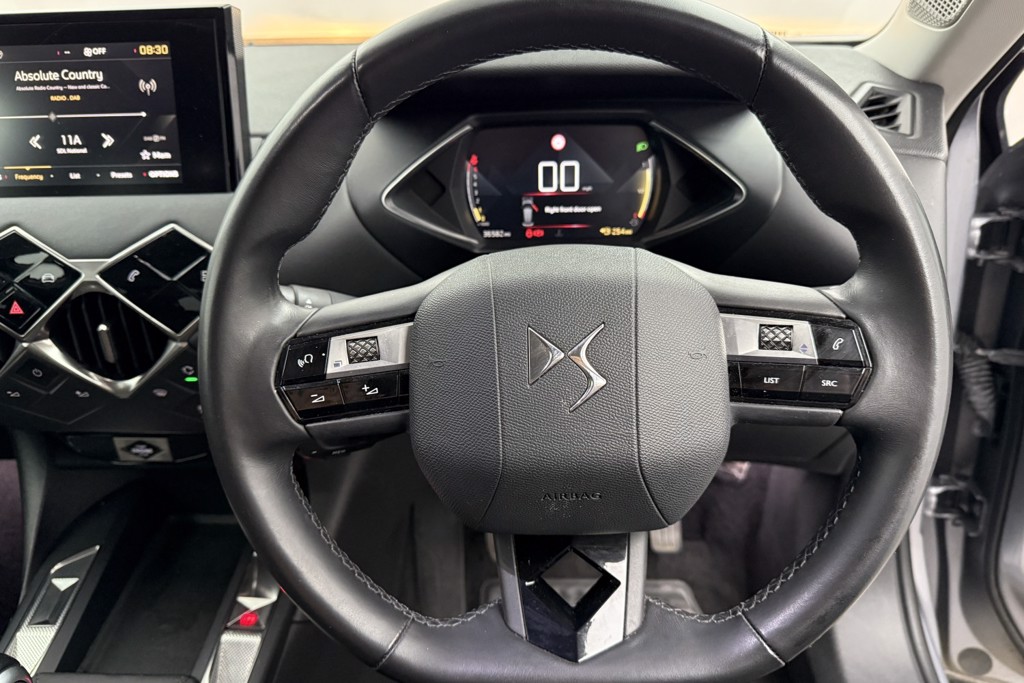 DS Ds 3 Bastille Manual Petrol SUV - Stock Number (1553388) - 3rd supplementary image