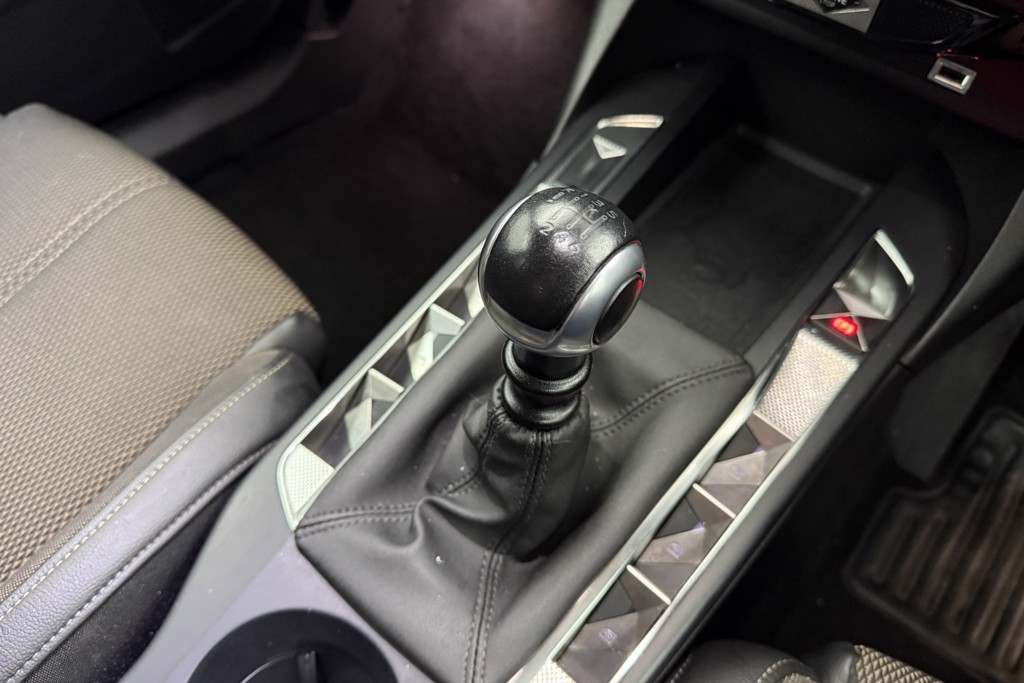 DS Ds 3 Bastille Manual Petrol SUV - Stock Number (1553388) - 14th supplementary image
