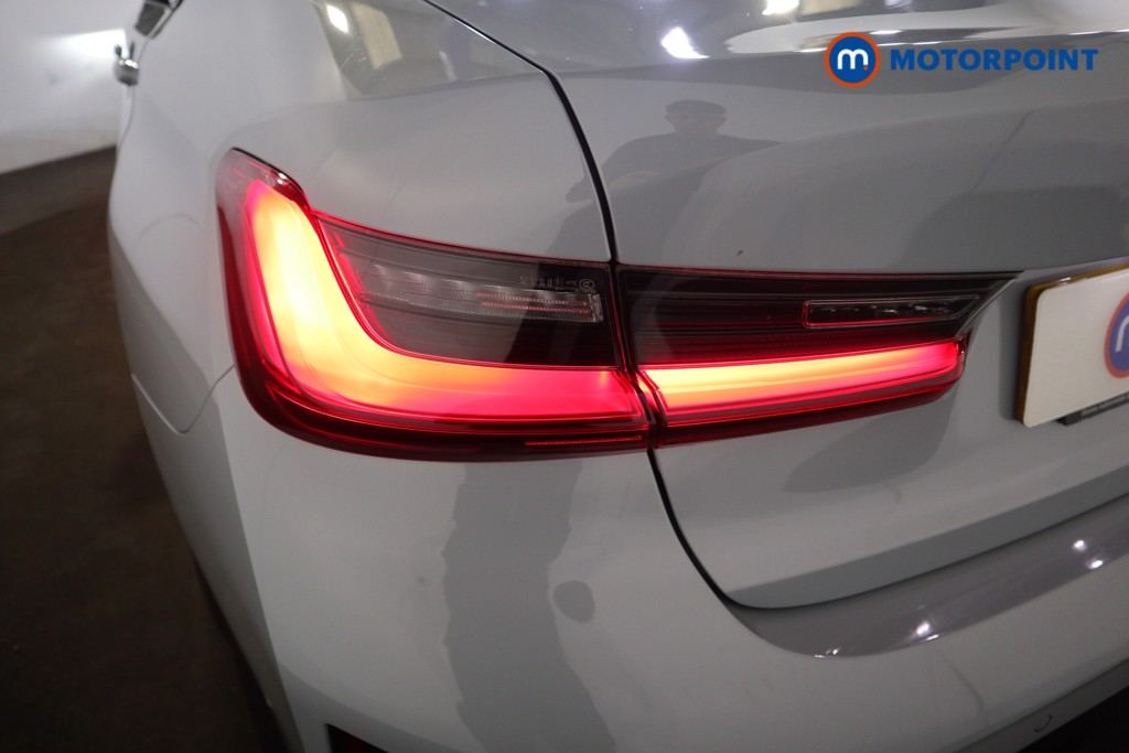 BMW 3 Series M Sport Automatic Petrol Saloon - Stock Number (1553433) - 21st supplementary image