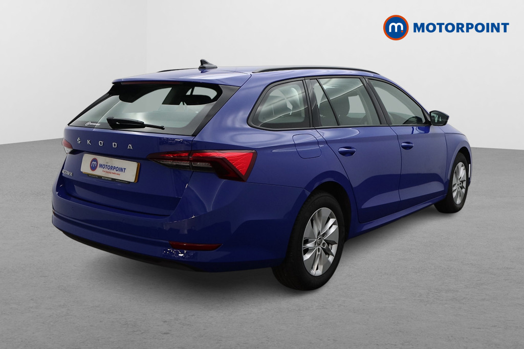 Skoda Octavia SE Manual Petrol Estate - Stock Number (1553584) - Drivers side rear corner