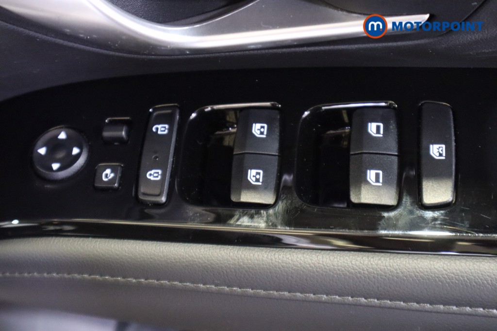 Hyundai Tucson Se Connect Manual Petrol SUV - Stock Number (1553728) - 13th supplementary image