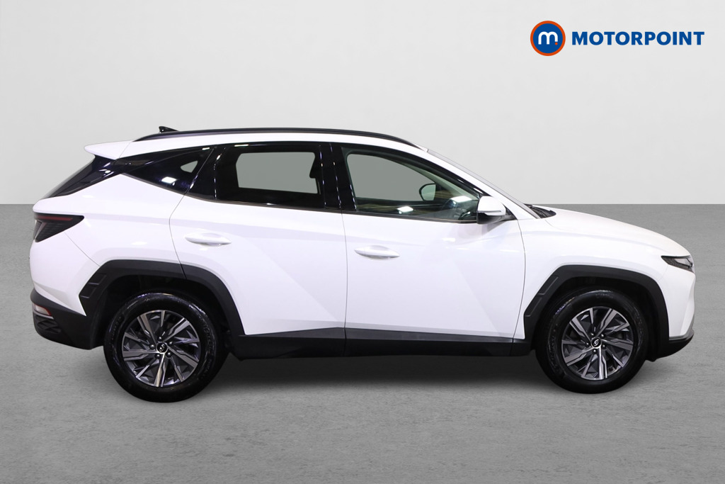 Hyundai Tucson Se Connect Manual Petrol SUV - Stock Number (1553728) - Drivers side