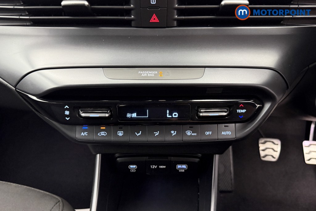 Hyundai Bayon Premium Manual Petrol SUV - Stock Number (1554062) - 11th supplementary image