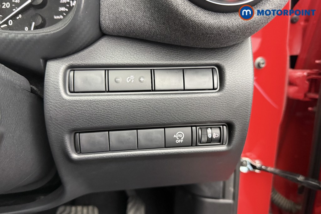 Nissan Juke Acenta Premium Automatic Petrol SUV - Stock Number (1554083) - 13th supplementary image