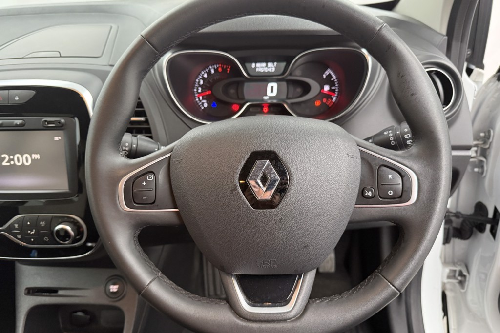 Renault Captur Iconic Manual Petrol SUV - Stock Number (1554314) - 3rd supplementary image