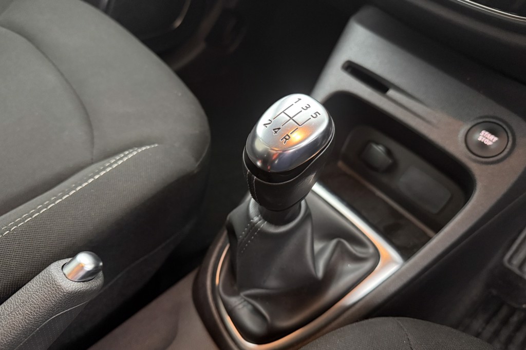 Renault Captur Iconic Manual Petrol SUV - Stock Number (1554314) - 12th supplementary image