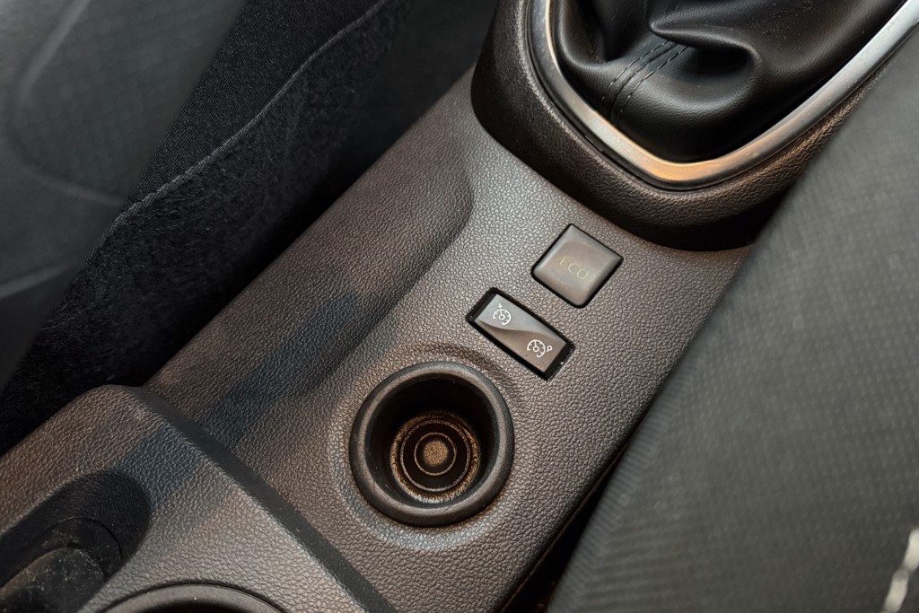 Renault Captur Iconic Manual Petrol SUV - Stock Number (1554314) - 13th supplementary image