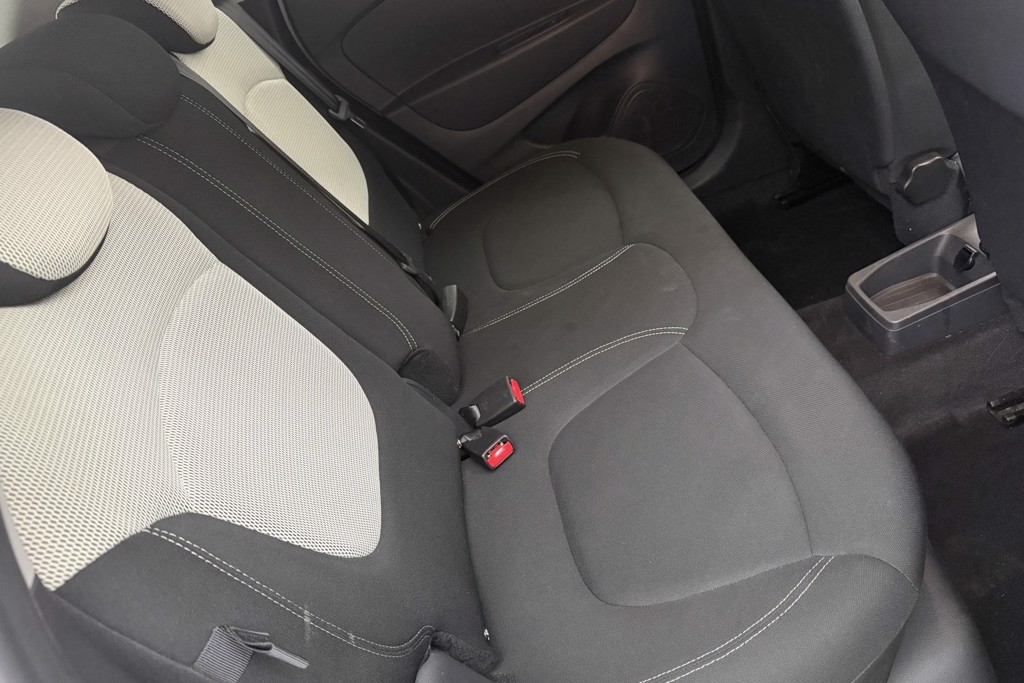 Renault Captur Iconic Manual Petrol SUV - Stock Number (1554314) - 20th supplementary image