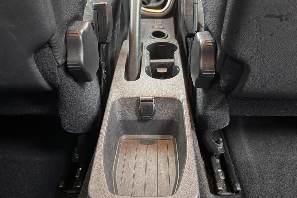 Renault Captur Iconic Manual Petrol SUV - Stock Number (1554314) - 21st supplementary image