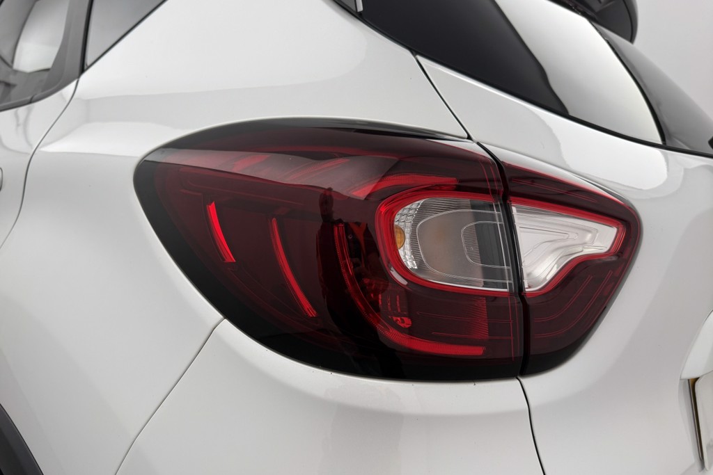 Renault Captur Iconic Manual Petrol SUV - Stock Number (1554314) - 24th supplementary image